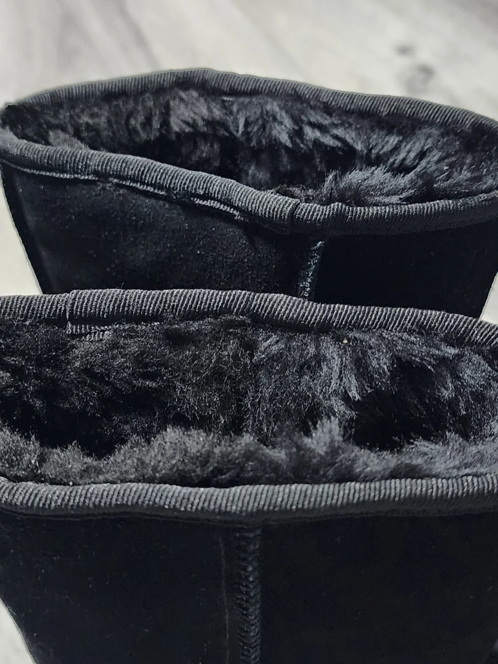 UGG black classic